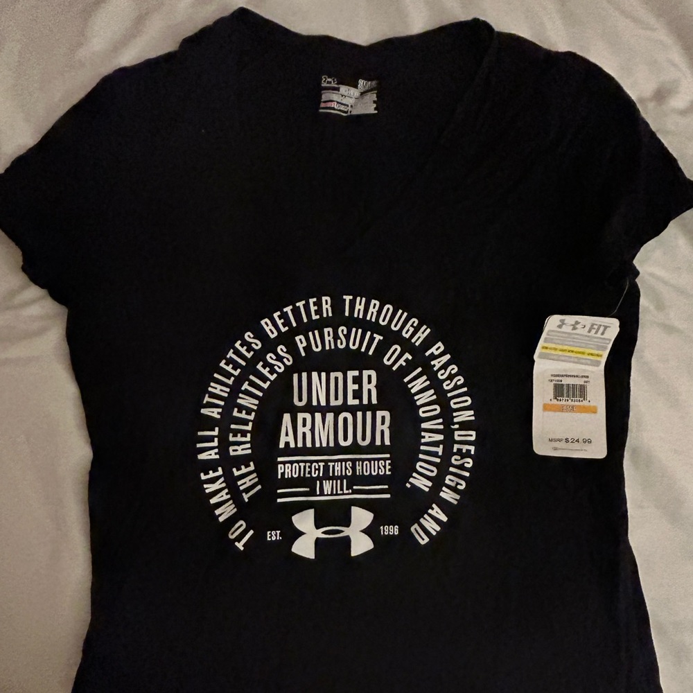 Under Armor Athletic T-Shirt NEW WITH TAG